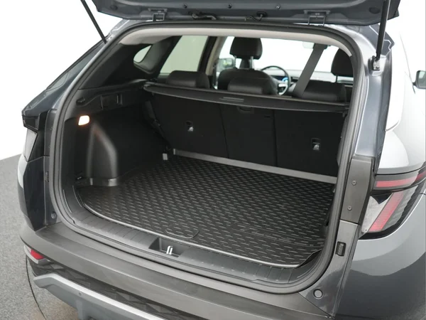 HYUNDAI Tucson HEV (2023) — foto 4 van 10