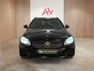 Mercedes-Benz C-300 819b5f88-9d19-4188-b3ed-23e045df7eb9