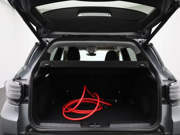 Jeep Avenger (2024) — foto 9 van 42