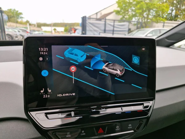 VOLKSWAGEN ID.3 (2023) — foto 15 van 28