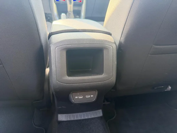 VOLKSWAGEN T-Cross (2022) — foto 16 van 21