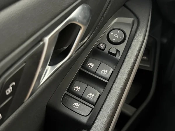 BMW 320 (2022) — foto 20 van 33