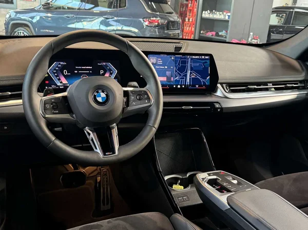 BMW X1 (2024) — foto 2 van 18