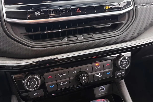 Jeep Compass PHEV (2023) — foto 7 van 22