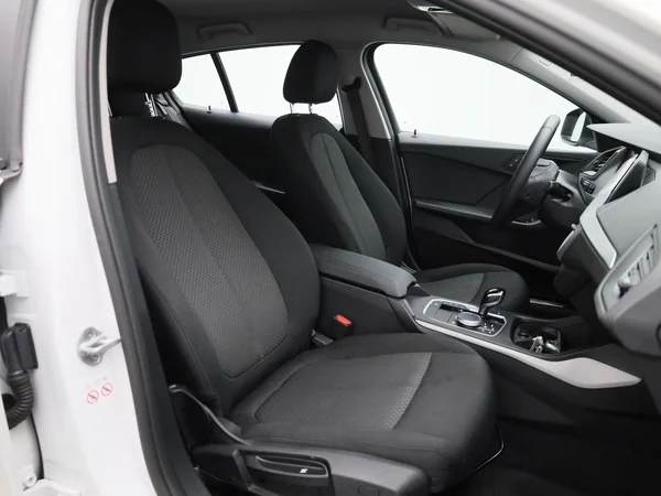 BMW 1 Reeks (2023) — foto 28 van 38