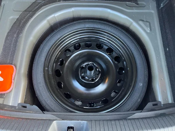 VOLKSWAGEN Taigo (2023) — foto 4 van 25