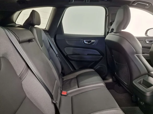 Volvo XC60 (2025) — foto 17 van 18