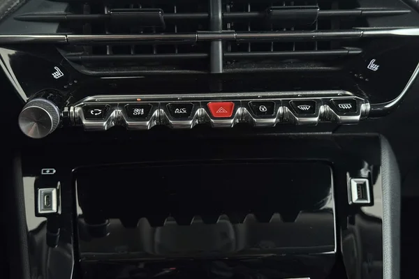 Peugeot 2008 (2020) — foto 3 van 34