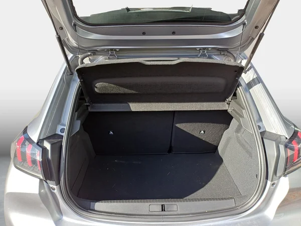 Peugeot 208 (2021) — foto 13 van 16