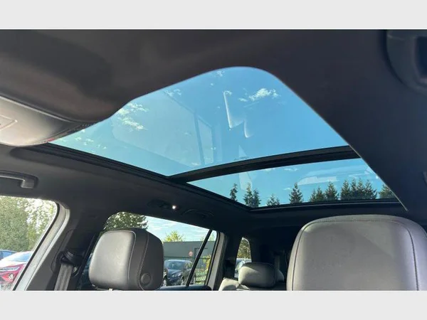 Volkswagen Tiguan Allspace (2022) — foto 24 van 33