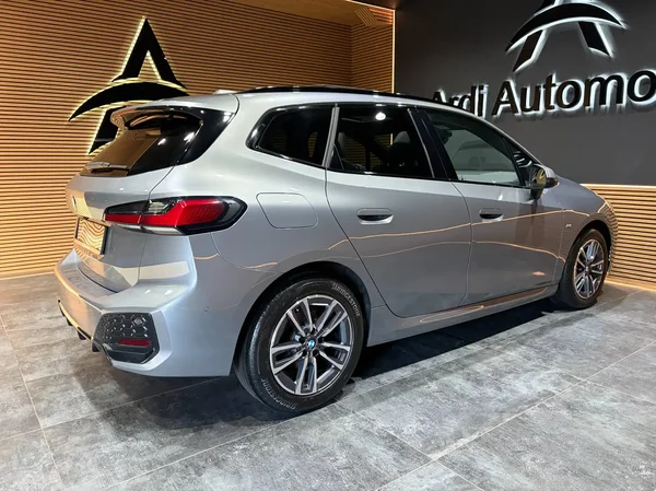 Bmw 218 (2023) — foto 19 van 28