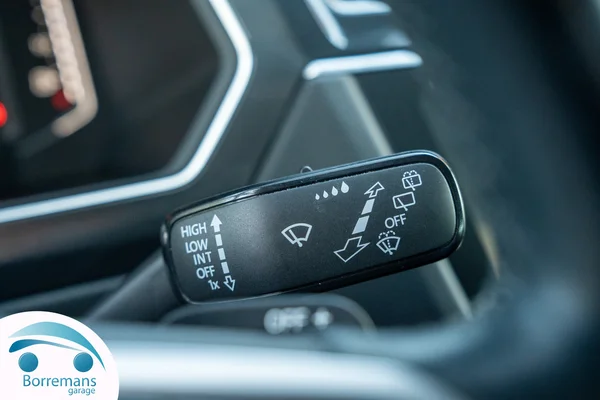Volkswagen Tiguan (2023) — foto 30 van 43