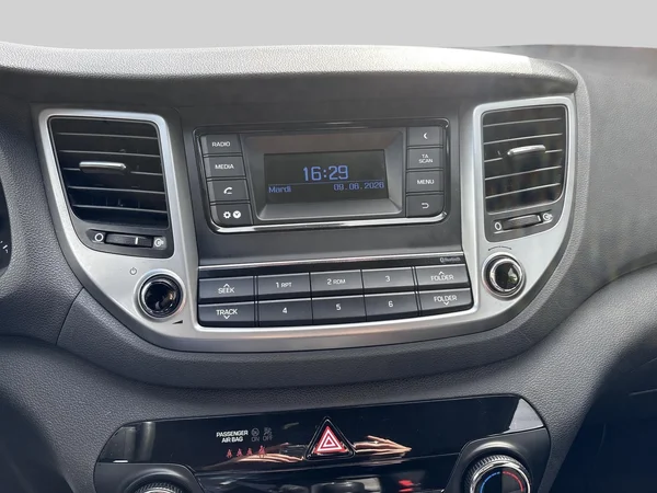 Hyundai Tucson (2018) — foto 4 van 19