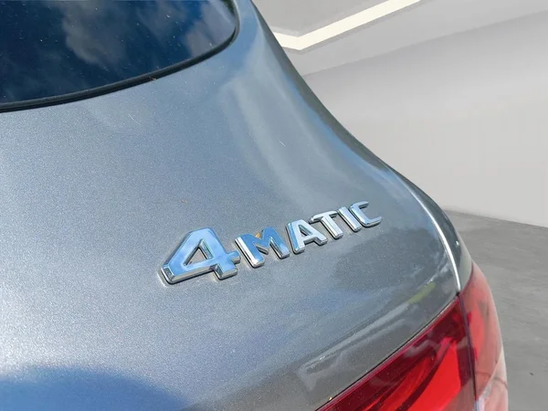 Mercedes-Benz GLC (2019) — foto 25 van 25