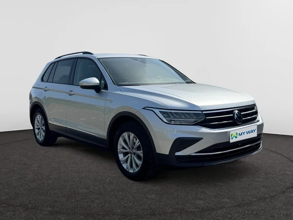 VOLKSWAGEN Tiguan (2022) — foto 21 van 23