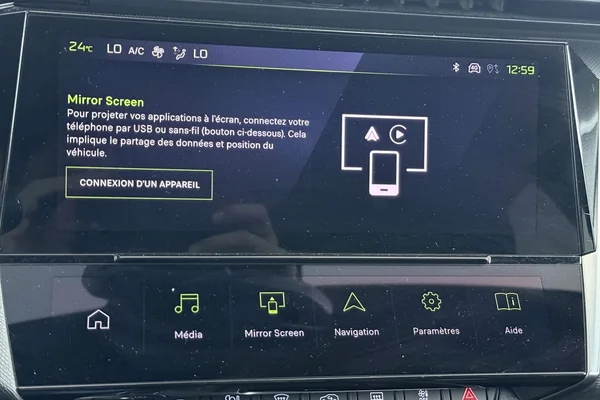 Peugeot 308 (2023) — foto 8 van 34
