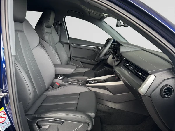 AUDI A3 Sportback (2025) — foto 16 van 22