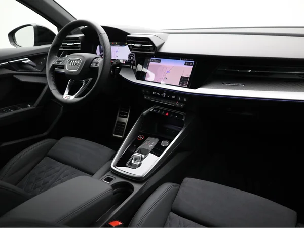 AUDI RS3 Sportback (2023) — foto 16 van 22