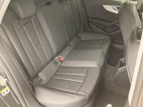 AUDI A5 Sportback Dsl (2021) — foto 31 van 36