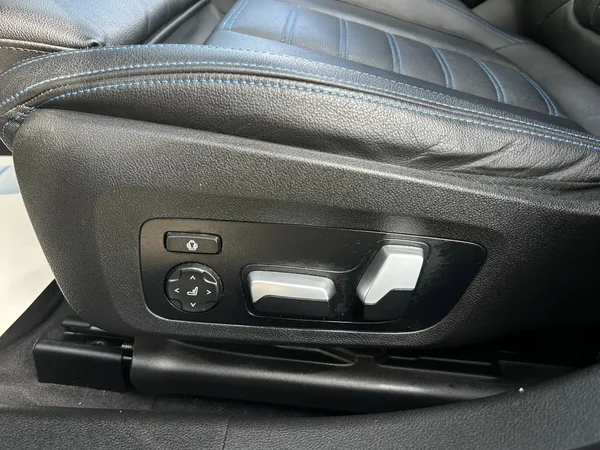 Bmw 330 (2021) — foto 2 van 31