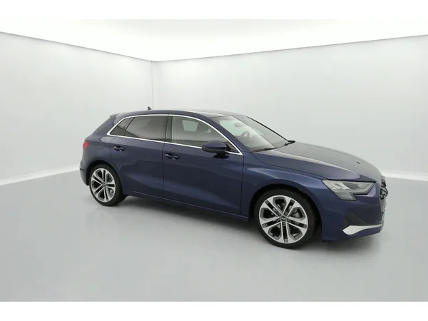 AUDI A3 Sportback (2024) — foto 23 van 36
