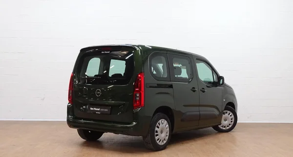 Opel Combo Life (2024) — foto 21 van 27