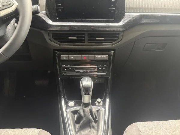 VOLKSWAGEN T-Cross (2026) — foto 3 van 22
