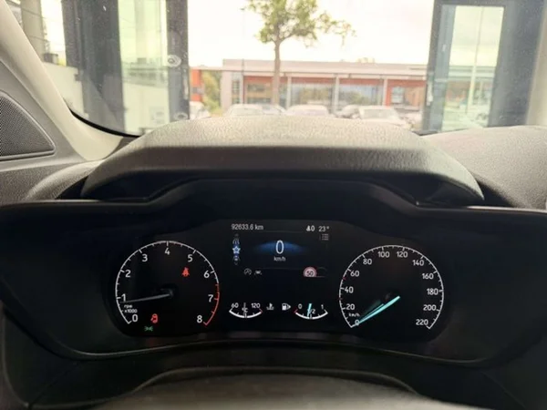 Ford Tourneo Connect (2019) — foto 4 van 24