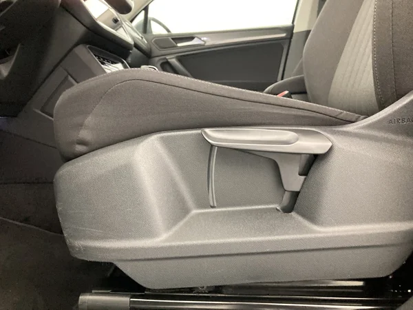 VOLKSWAGEN Tiguan Allspace (2023) — foto 6 van 36