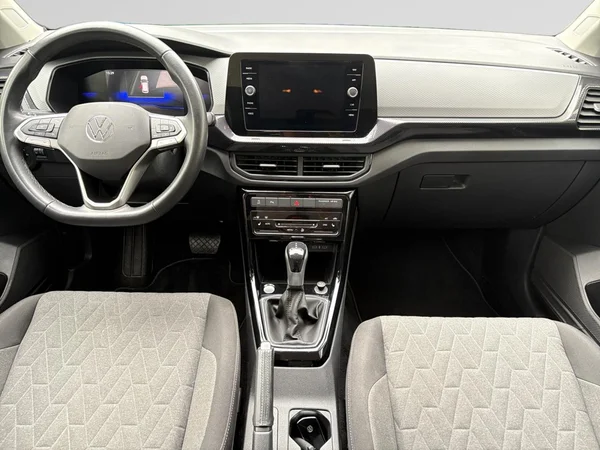 VOLKSWAGEN T-Cross (2024) — foto 2 van 24