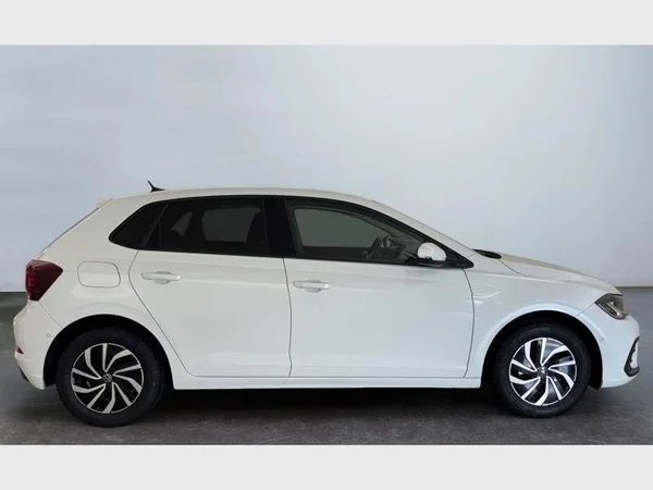 Volkswagen Polo (2023) — foto 22 van 28