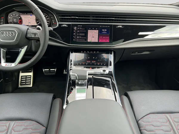 AUDI RS Q8 SUV (2026) — foto 18 van 23