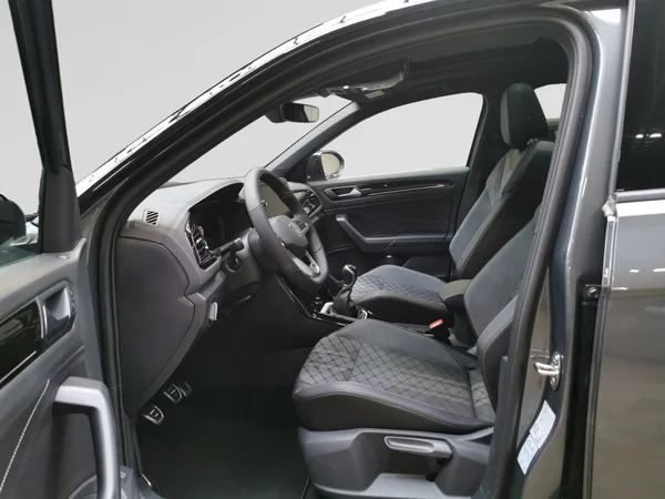 VOLKSWAGEN T-Roc (2026) — foto 2 van 15