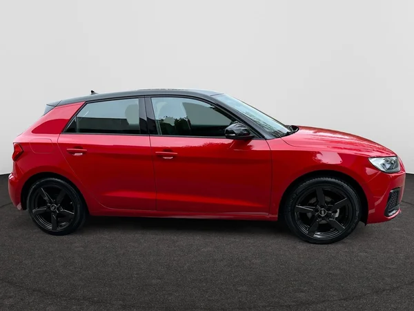 AUDI A1 Sportback (2025) — foto 9 van 14