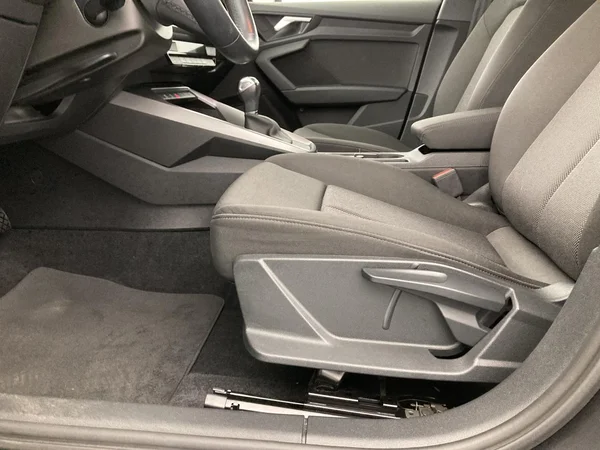 AUDI A3 Sportback Dsl (2023) — foto 17 van 36