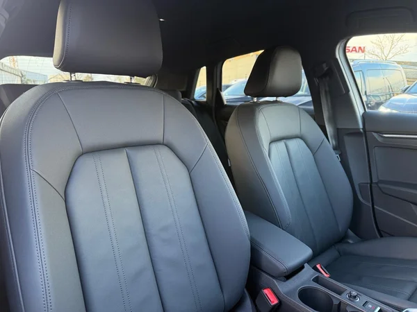 AUDI A3 Sportback (2024) — foto 8 van 28