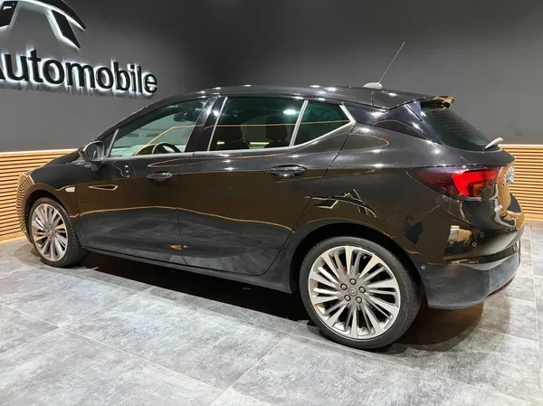 Opel Astra (2020) — foto 13 van 22