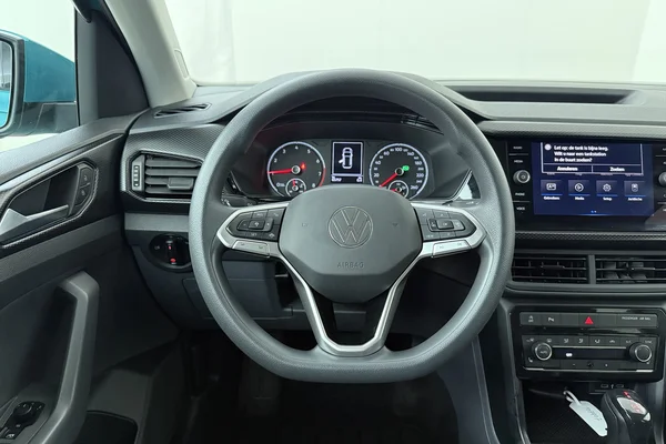 Volkswagen T-Cross (2021) — foto 2 van 23