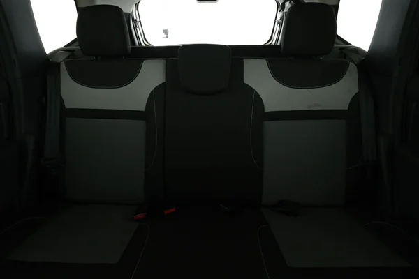 Dacia Duster (2017) — foto 6 van 16