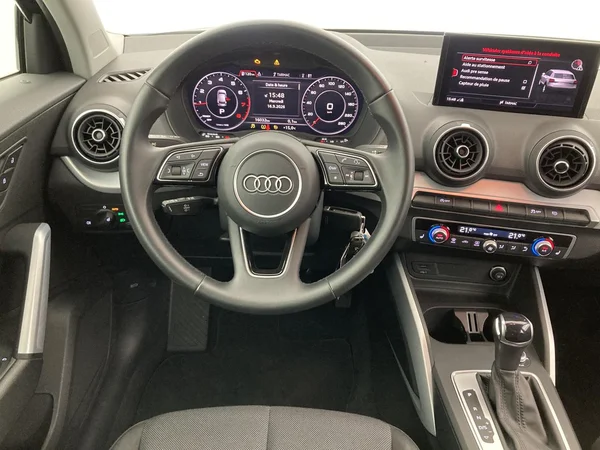 AUDI Q2 (2022) — foto 6 van 36