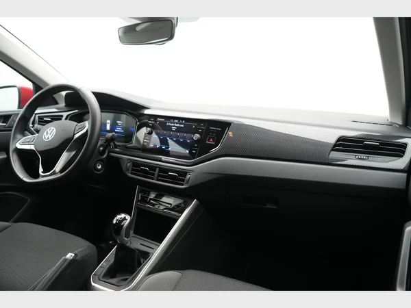 VOLKSWAGEN Polo (2024) — foto 19 van 25
