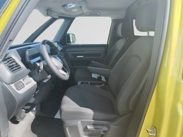 VOLKSWAGEN ID.Buzz (2025) — foto 7 van 12