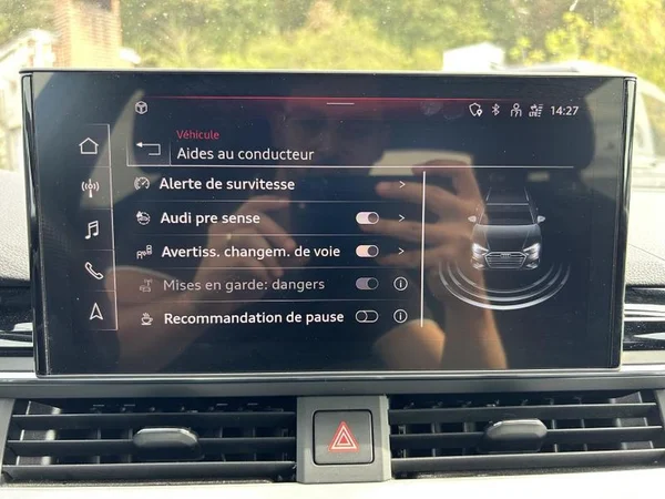 AUDI A4 Avant Dsl (2023) — foto 21 van 38