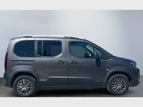 Peugeot Rifter Swb (2019) — foto 26 van 29