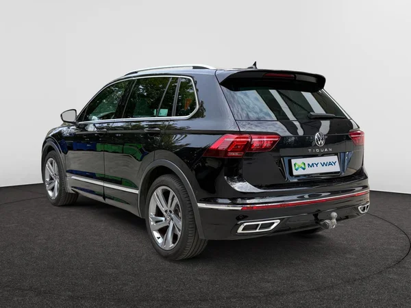 VOLKSWAGEN Tiguan (2023) — foto 18 van 24