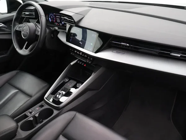Audi A3 (2022) — foto 23 van 30