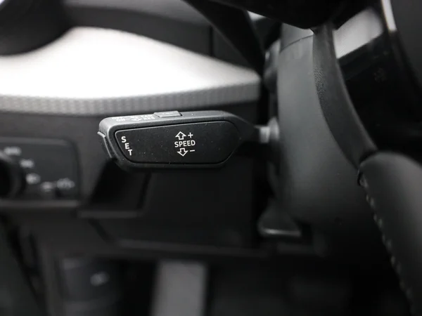 AUDI Q2 (2020) — foto 2 van 22