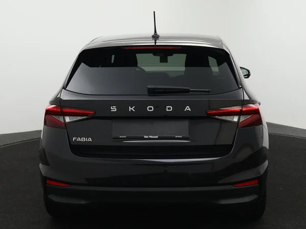 SKODA Fabia (2025) — foto 21 van 27