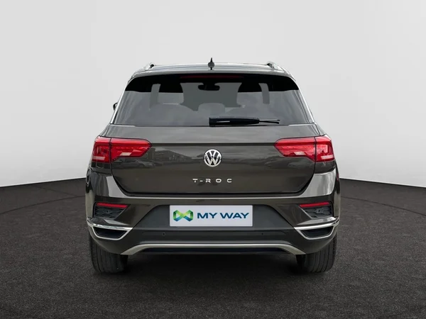 VOLKSWAGEN T-Roc (2020) — foto 15 van 22