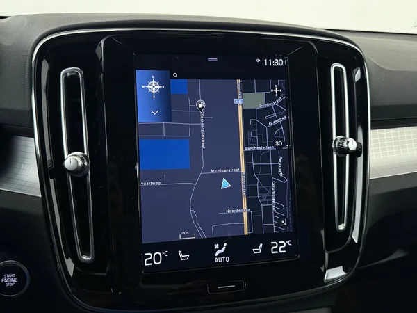 VOLVO XC40 (2023) — foto 10 van 32